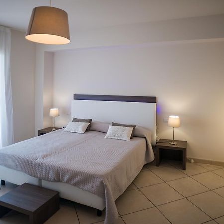 Bed and Breakfast Riva Del Sol à Santa Teresa Di Riva Extérieur photo