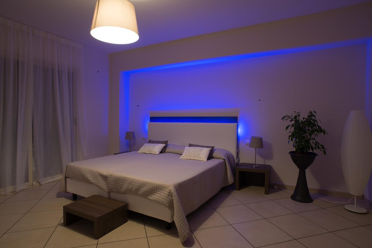 Bed and Breakfast Riva Del Sol à Santa Teresa Di Riva Extérieur photo